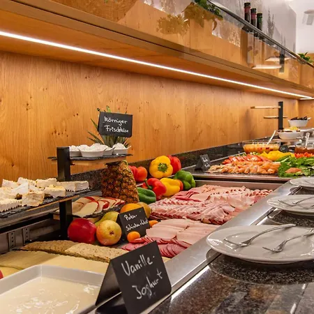 Wellnesshotel Hohenrodt فندق