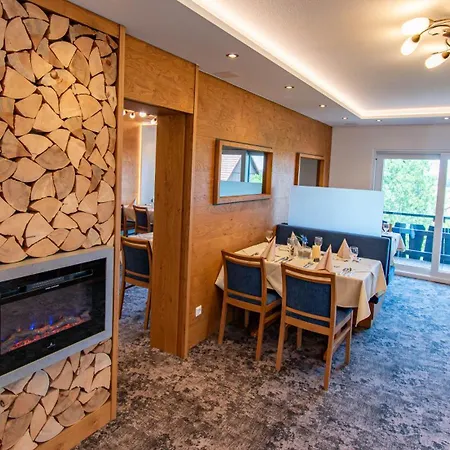 Hotell Wellnesshotel Hohenrodt 4*