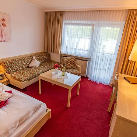 Wellnesshotel Hohenrodt Hotel 4*